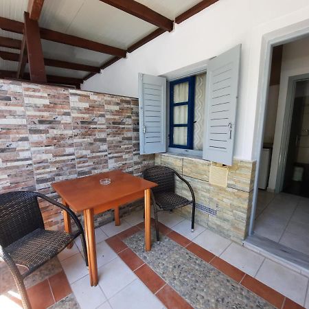 Villa Nektaria Περίσσα Εξωτερικό φωτογραφία
