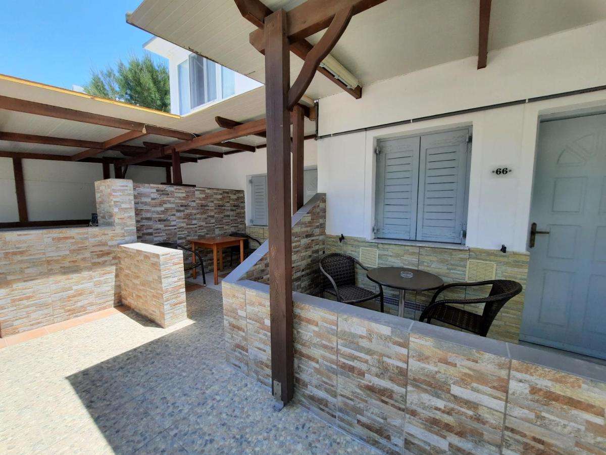 Villa Nektaria Περίσσα Εξωτερικό φωτογραφία
