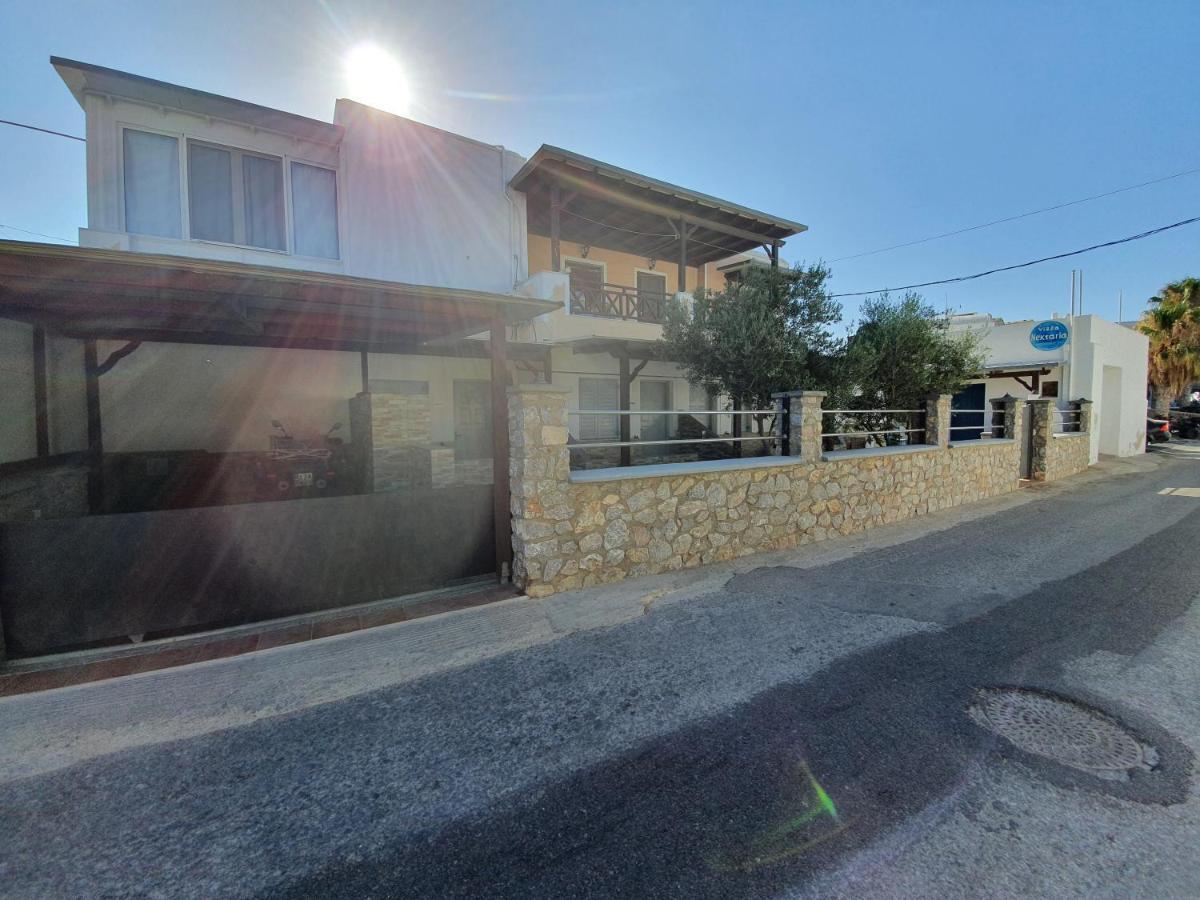 Villa Nektaria Περίσσα Εξωτερικό φωτογραφία